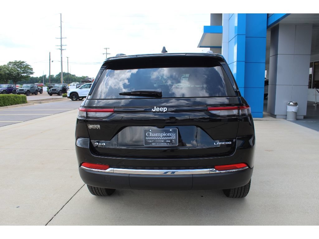 New 2026 Jeep Grand Cherokee Laredo X AWD/4WD image 6