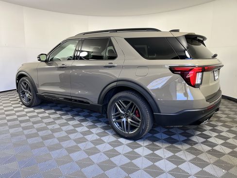 New 2026 Ford Explorer ST w/ Sun And Sound Package AWD/4WD image 3
