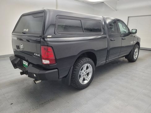 Used 2016 RAM 1500 Express AWD/4WD image 10