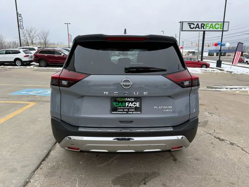 Used 2022 Nissan Rogue Platinum w/ Head-Up Display Package image 10