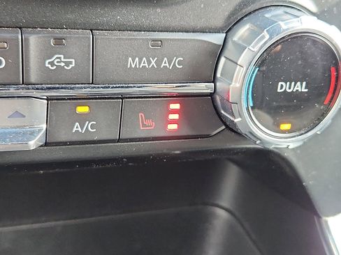 Certified 2022 Ford F150 XLT w/ Equipment Group 302A High image 25