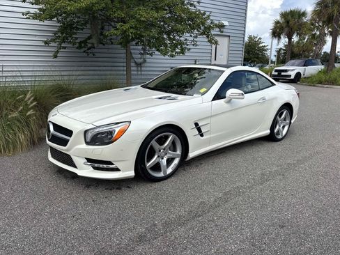 Used 2015 Mercedes-Benz SL 550 image 1