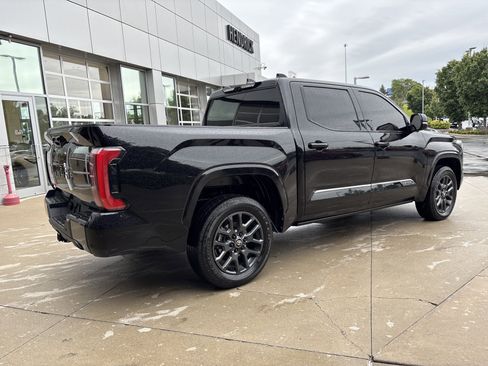 Used 2025 Toyota Tundra Platinum AWD/4WD image 6