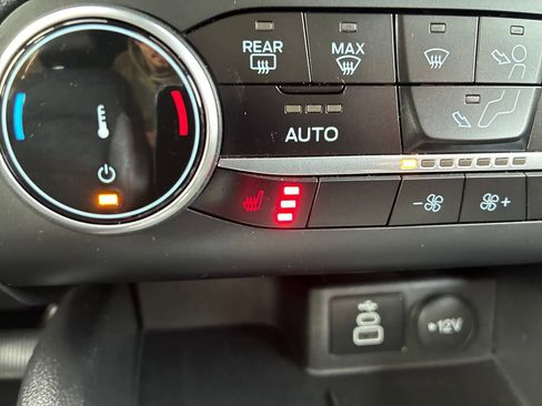 Used 2025 Ford Escape ST-Line Select AWD/4WD image 28