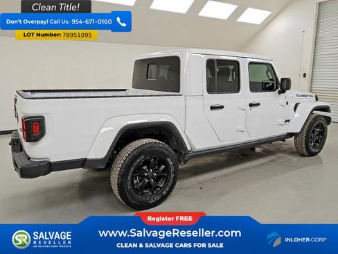 Used 2024 Jeep Gladiator Sport AWD/4WD image 4