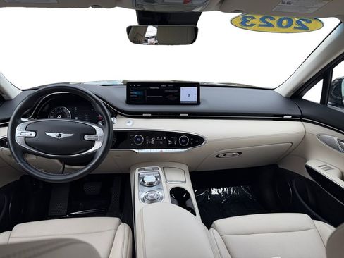 Used 2023 Genesis GV70 2.5T image 10