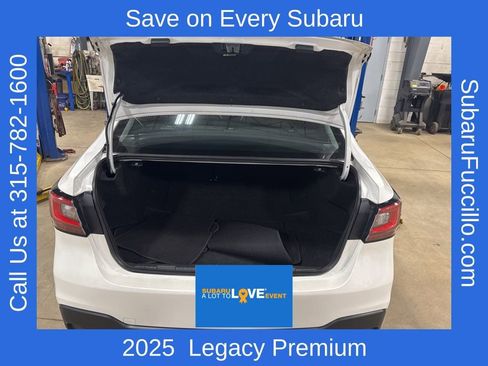 Used 2025 Subaru Legacy Premium AWD/4WD image 9
