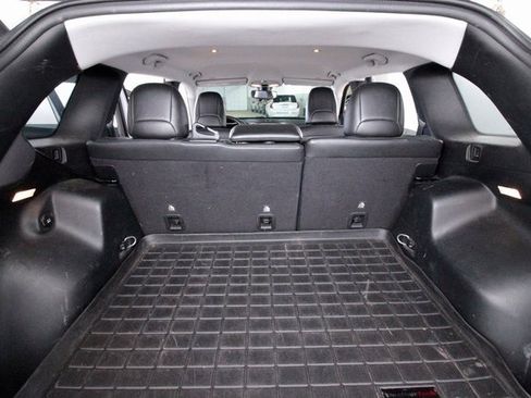 Used 2019 Jeep Cherokee Limited w/ Trailer Tow Group image 27