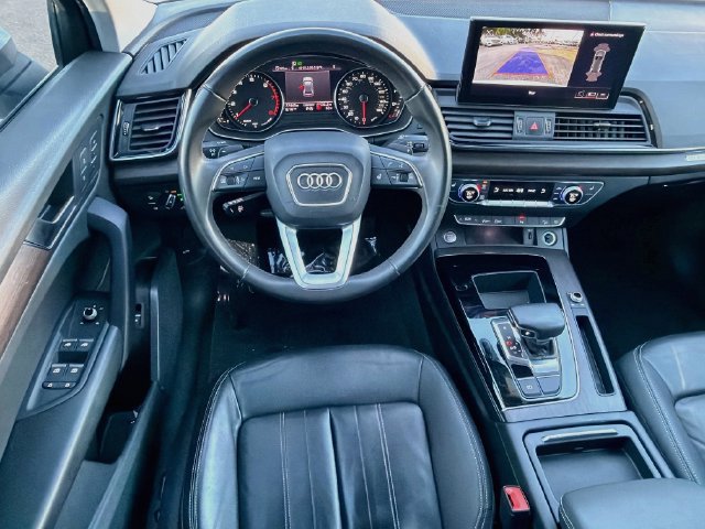 Used 2022 Audi Q5 2.0T Premium w/ Convenience Package AWD/4WD image 15