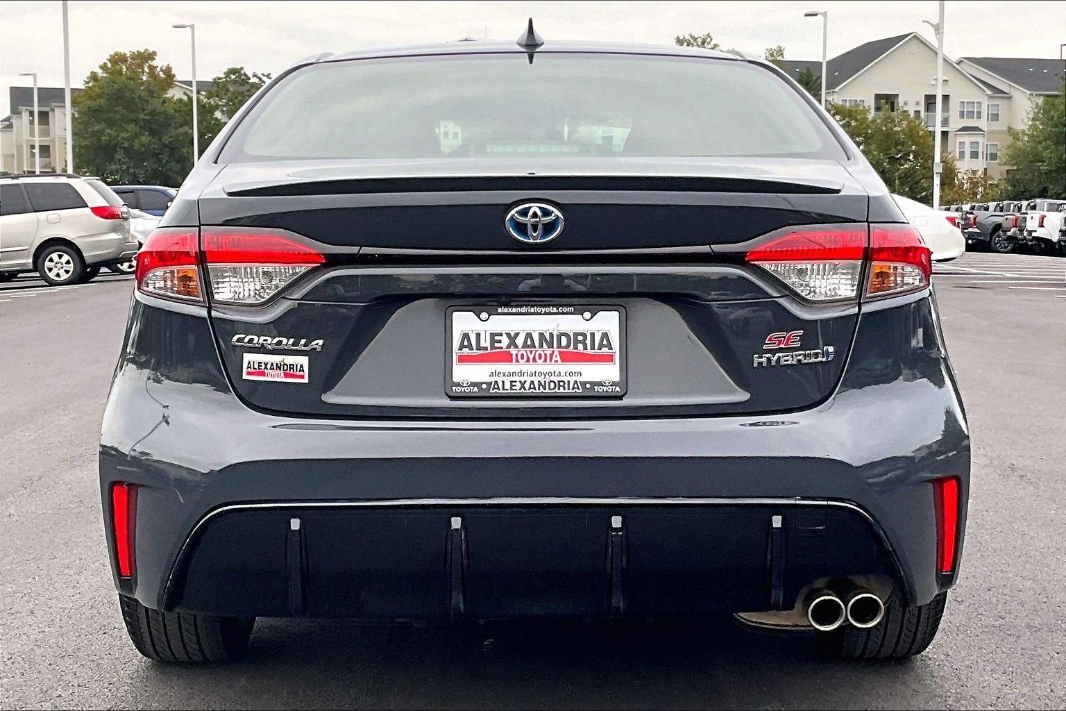 Used 2023 Toyota Corolla SE FWD image 4