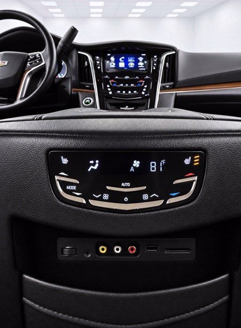 Used 2016 Cadillac Escalade ESV Luxury AWD/4WD image 29
