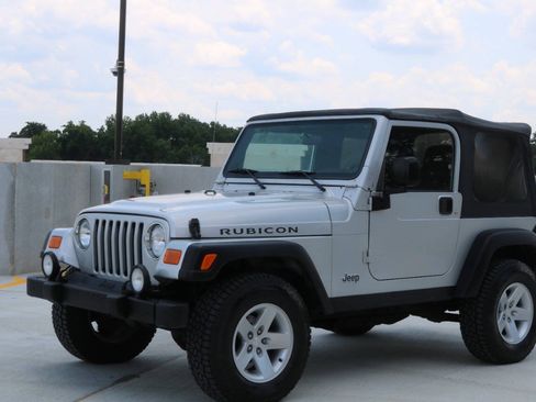 Used 2003 Jeep Wrangler Rubicon AWD/4WD image 8