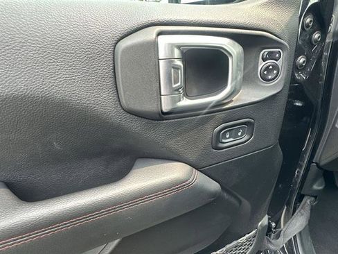 Used 2020 Jeep Wrangler Unlimited Rubicon w/ Dual Top Group image 27