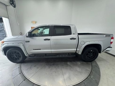 Used 2016 Toyota Tundra SR5 w/ SR5 Upgrade Package AWD/4WD image 14