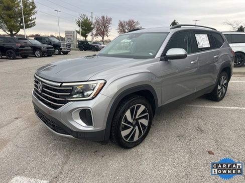 Used 2024 Volkswagen Atlas SE image 13