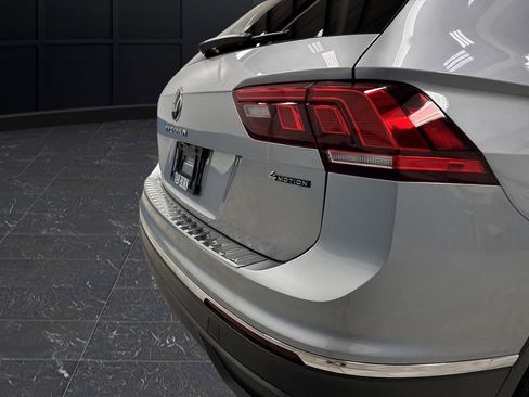 Used 2024 Volkswagen Tiguan S image 30