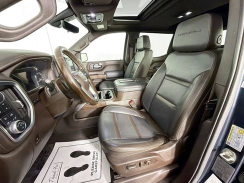 Used 2021 GMC Sierra 1500 Denali w/ Denali Ultimate Package AWD/4WD image 22
