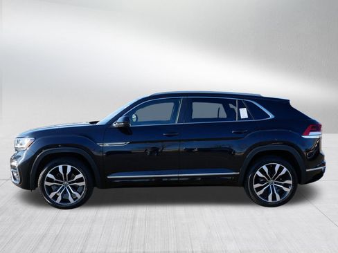 Certified 2020 Volkswagen Atlas Cross Sport SEL R-Line AWD/4WD image 4