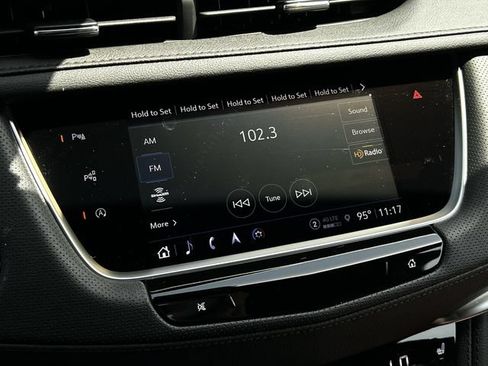 Used 2025 Cadillac XT5 Premium Luxury w/ Technology Package FWD image 22