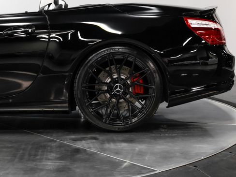 Used 2015 Mercedes-Benz SL 63 AMG w/ Driver Assistance Package image 21