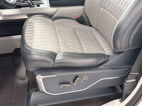 Used 2023 Ford F150 Limited AWD/4WD image 19