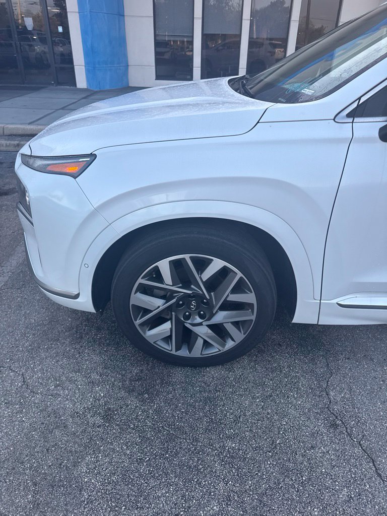 Used 2022 Hyundai Santa Fe Calligraphy FWD image 7