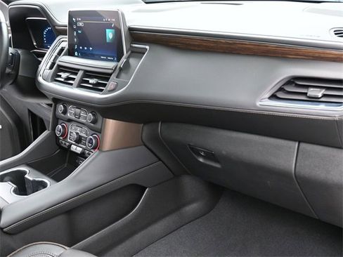 Certified 2023 Chevrolet Suburban High Country image 31