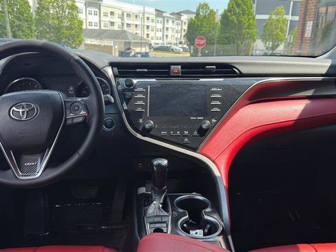Used 2019 Toyota Camry XSE FWD image 24