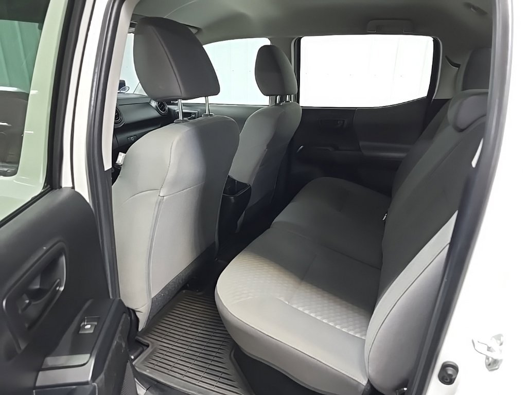 Used 2022 Toyota Tacoma SR AWD/4WD image 30