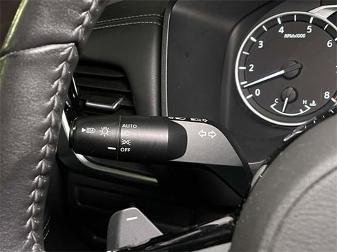 Used 2021 Nissan Rogue SV w/ Premium Package image 40