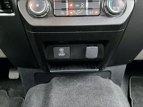 Used 2021 Ford F250 XLT image 15