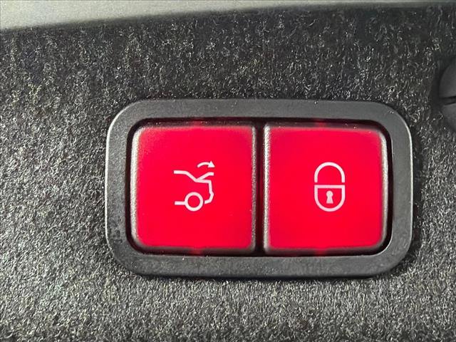 Used 2021 Mercedes-Benz C 300 Sedan image 20