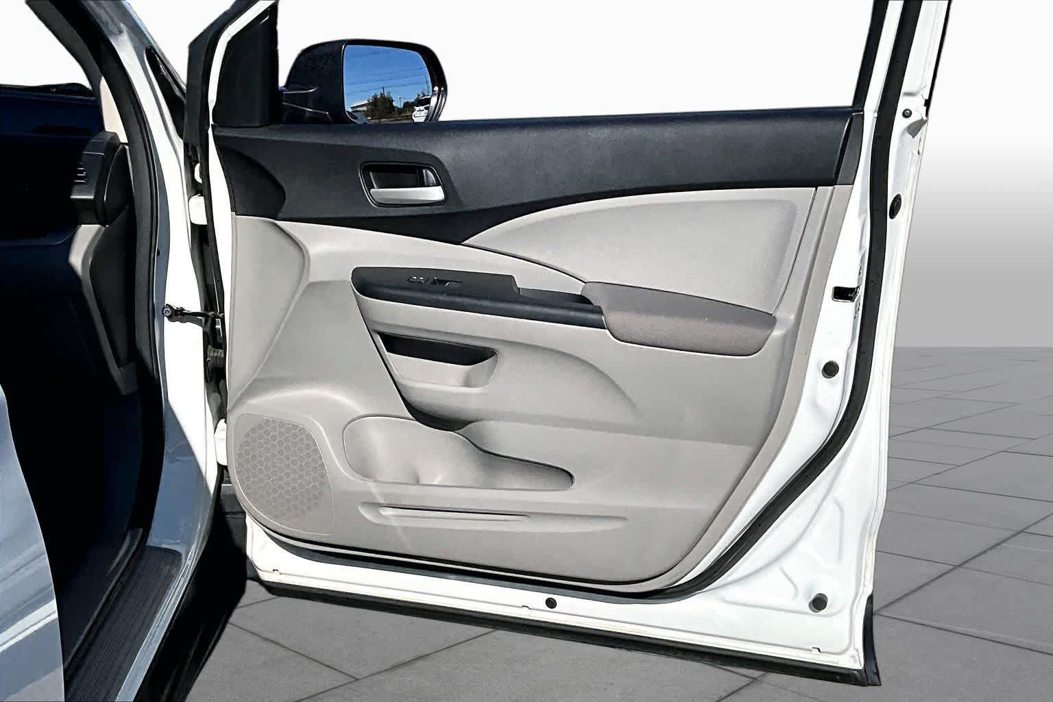 Used 2014 Honda CR-V LX image 22