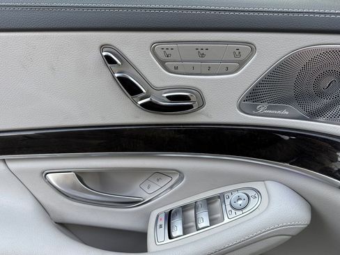 Used 2015 Mercedes-Benz S 550 4MATIC Sedan image 11