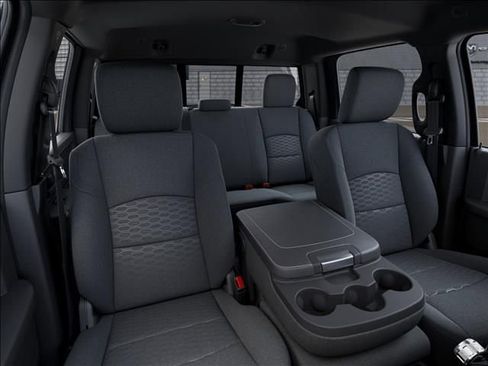 New 2026 RAM 2500 Tradesman AWD/4WD image 9