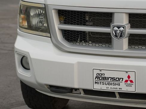 Used 2011 Dodge Dakota Big Horn w/ Skid Plate Group AWD/4WD image 9