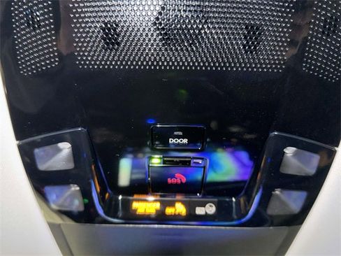 Certified 2025 Lexus RZ 300e image 27