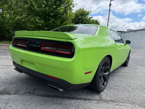 Used 2015 Dodge Challenger R/T w/ Quick Order Package 22D R/T RWD image 4