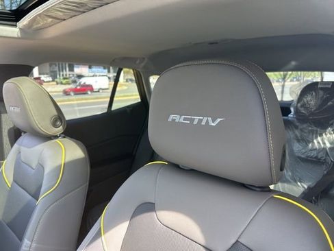 New 2026 Chevrolet Trax ACTIV w/ Sunroof Package image 12