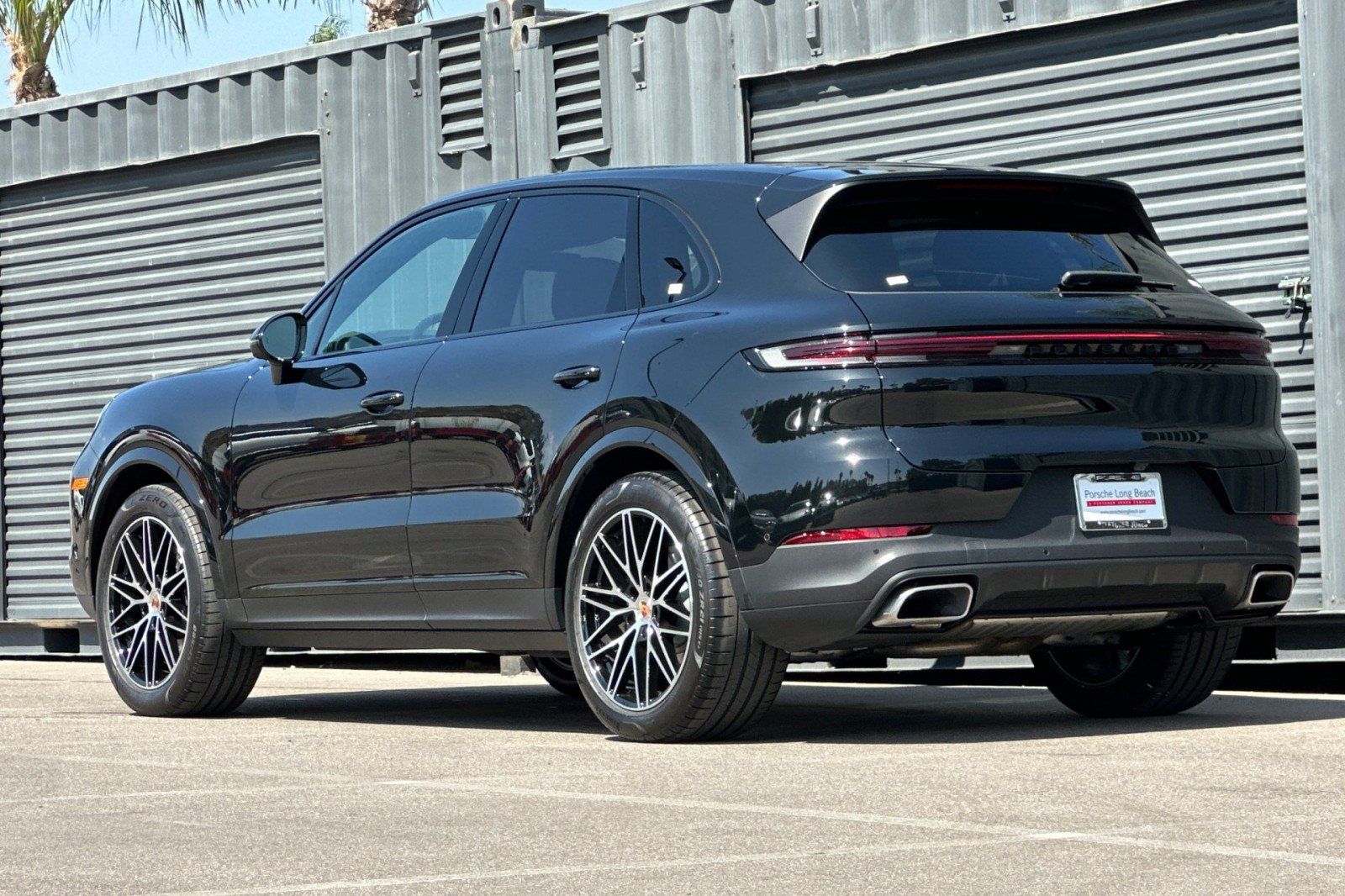 Used 2026 Porsche Cayenne AWD/4WD image 3