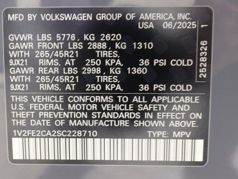 Used 2025 Volkswagen Atlas Cross Sport SEL Premium R-Line image 56