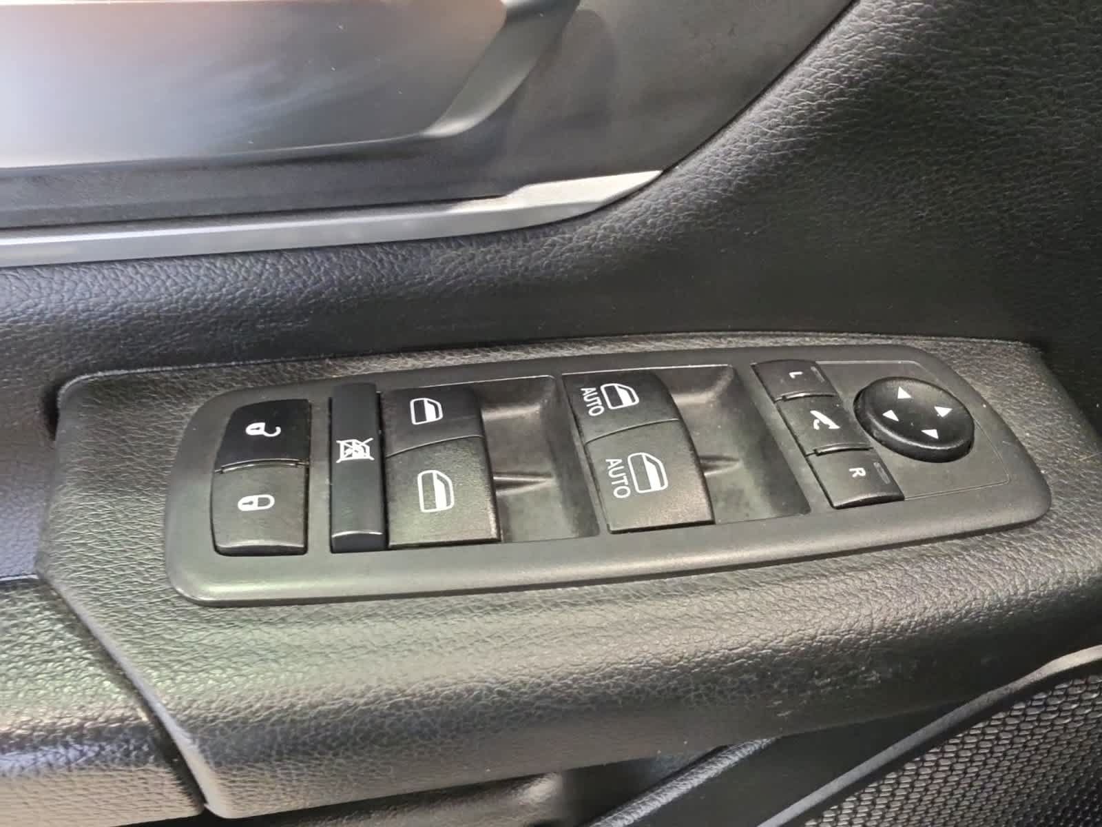 Used 2021 RAM 1500 Big Horn AWD/4WD image 17
