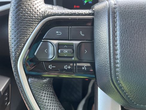 Used 2024 Toyota Sequoia Limited image 33