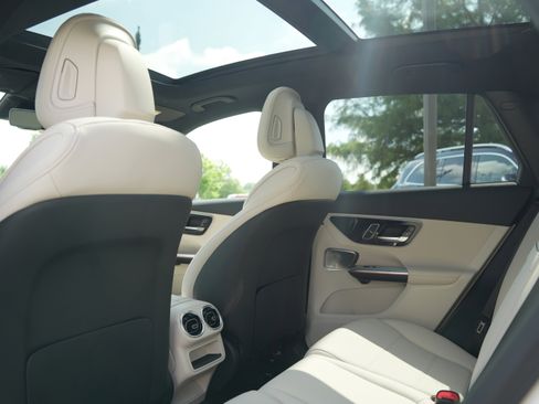 New 2026 Mercedes-Benz GLC 350e 4MATIC image 41