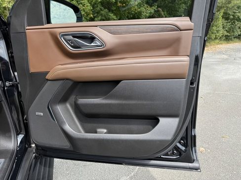 Certified 2024 Chevrolet Suburban High Country w/ Premium Package 2 image 58