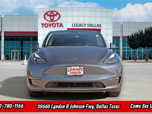 Used 2023 Tesla Model Y Long Range AWD/4WD image 4