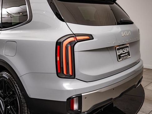 Used 2023 Kia Telluride SX Prestige X-Line AWD/4WD image 18