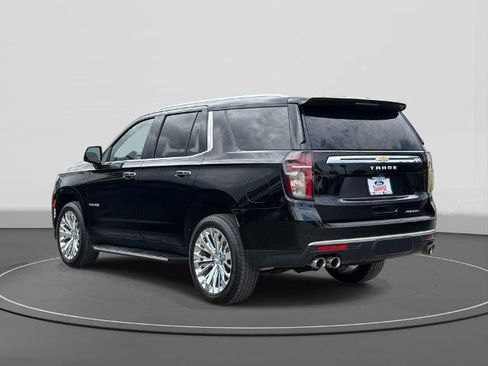 Used 2021 Chevrolet Tahoe Premier w/ Premium Package RWD image 7