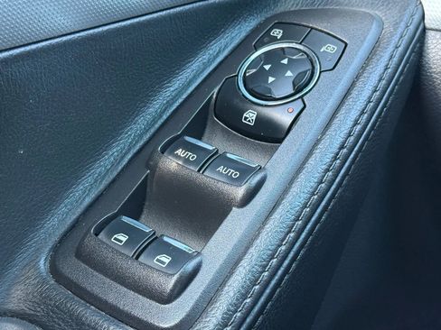 Used 2015 Ford Explorer XLT w/ Equipment Group 202A AWD/4WD image 24