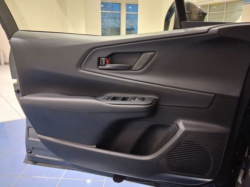 Used 2024 Toyota Prius Prime SE image 20